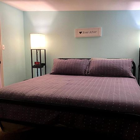 Bunkhouse Farm Stay Fort White Esterno foto