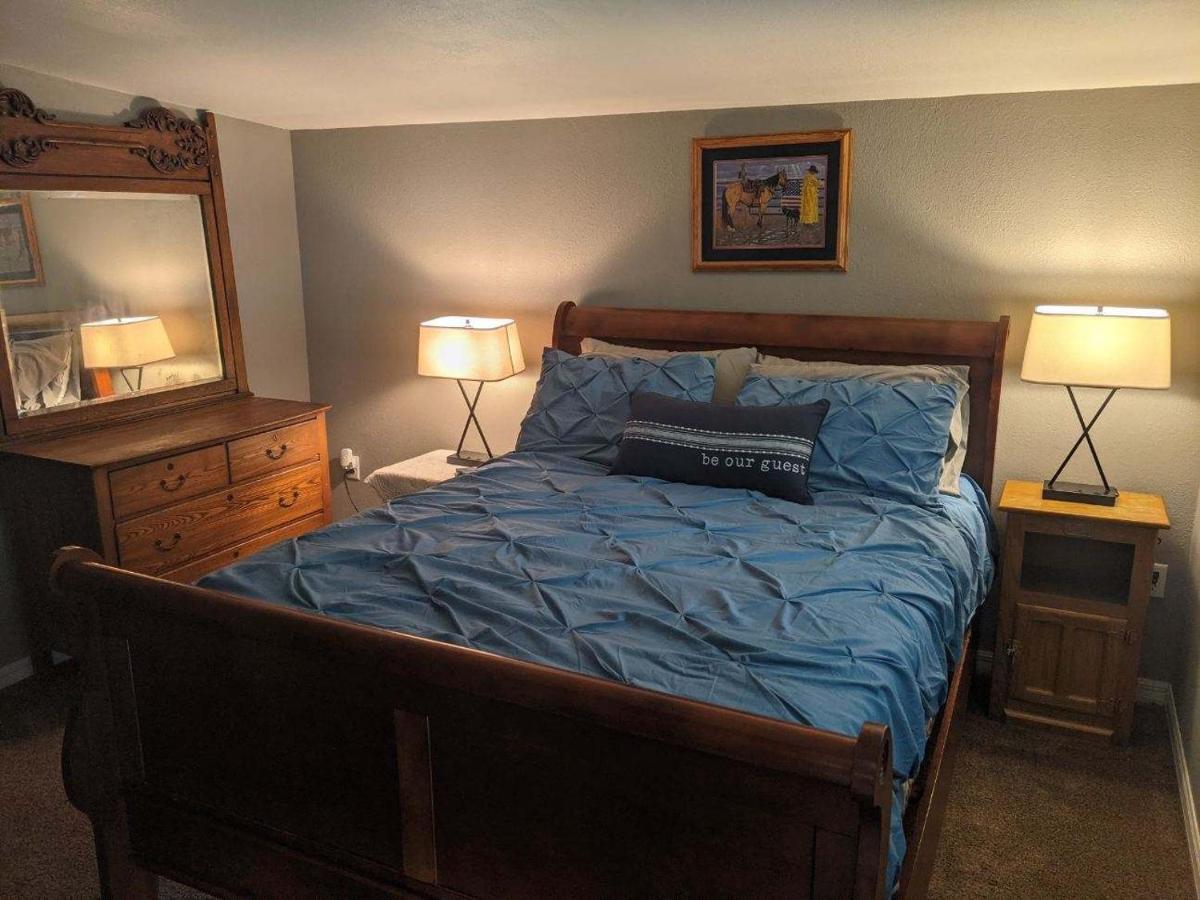 Bunkhouse Farm Stay Fort White Esterno foto